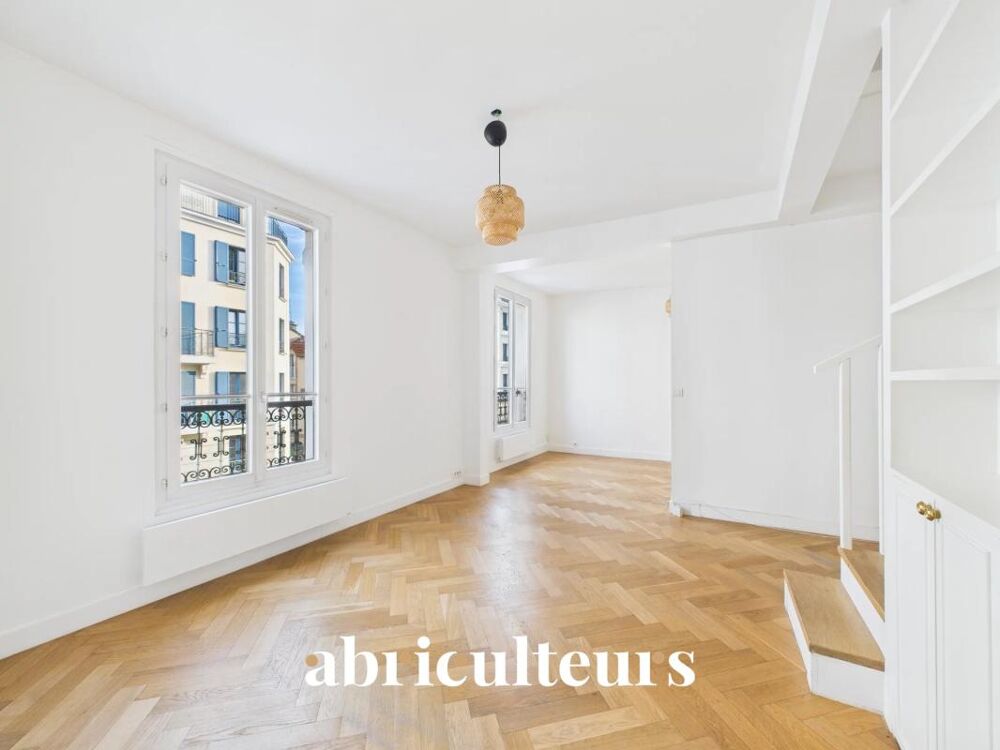Puteaux Centre : Duplex 4 pièces  Charme de l'ancien & Volume