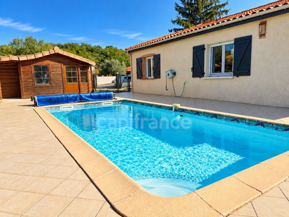 Vente Maison MAUZAC – Maison de plain-pied 121 m² – 5 chambres – Piscine – Terrain 840 m² Mauzac