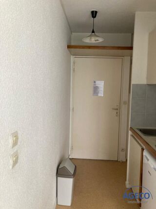  Appartement à louer 1 pièce 18 m²