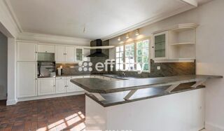  Maison à vendre 6 pièces 367 m²