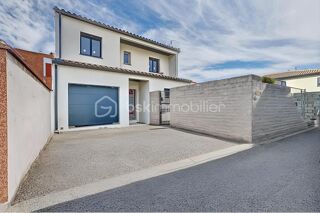  Villa  vendre 4 pices 120 m