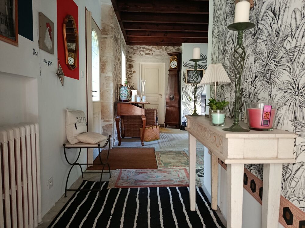 Vente Maison Propriété de caractère à vendre 8 pièces Les Châteliers (79) Chantecorps