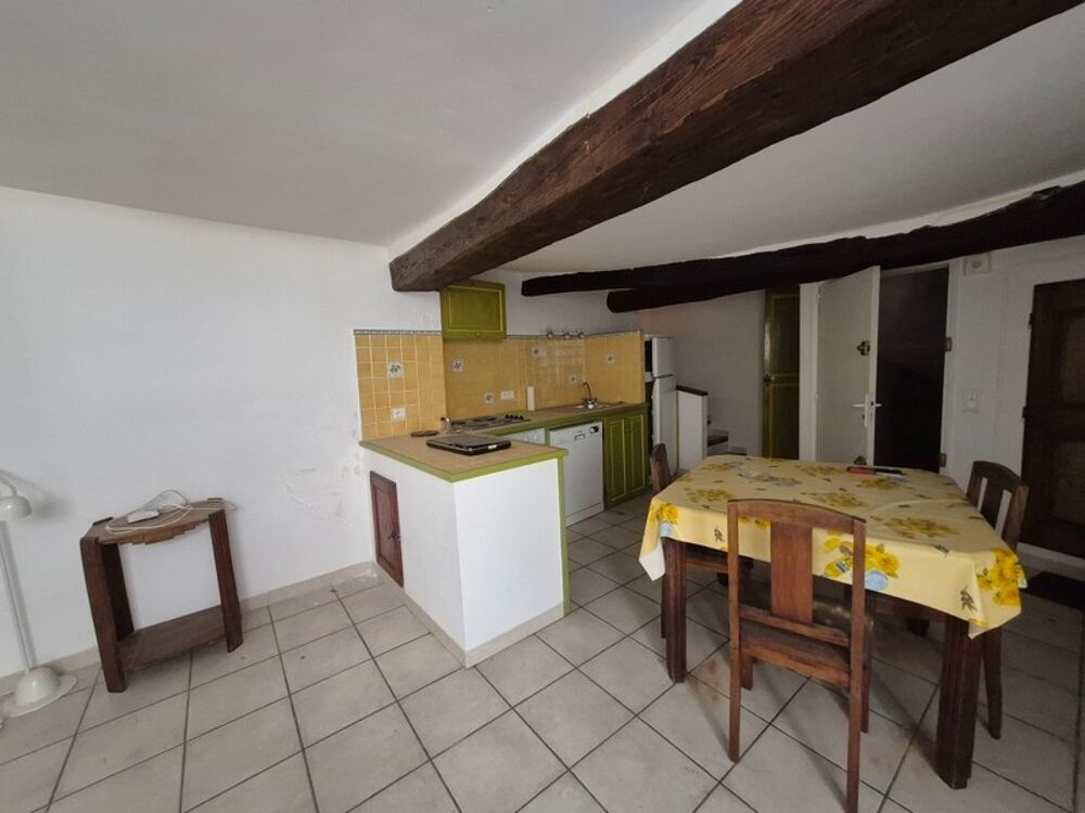 Appartement à vendre type 3 avec débarras et cave- BARGEMON (83). 113 000 €