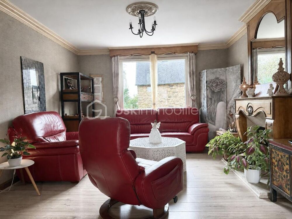 MAISON DE CHARME À COLLINÉE  133 M²  4 CHAMBRES  JARDIN CLOS