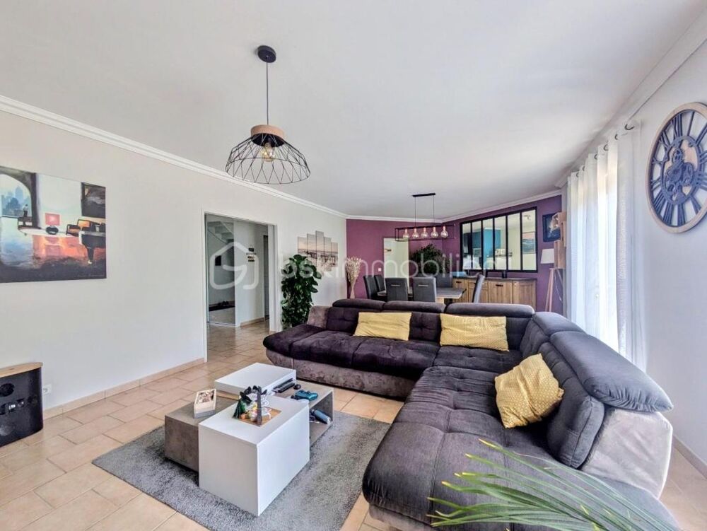 Vente Maison Villa d'architecte contemporaine avec piscine et domotique – 226 m² Pavie