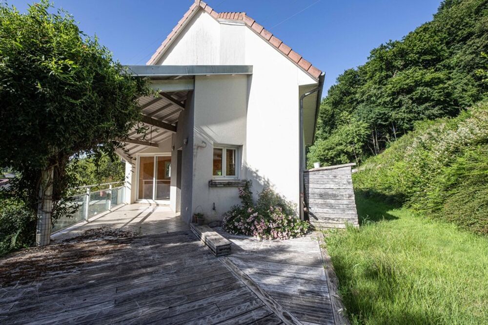 MAISON FAMILIALE imaginée par D. Rougé, Architecte