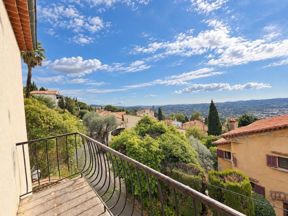Maison 5 pièces 96 m² · à Grasse · 96 m² · 395 000 €