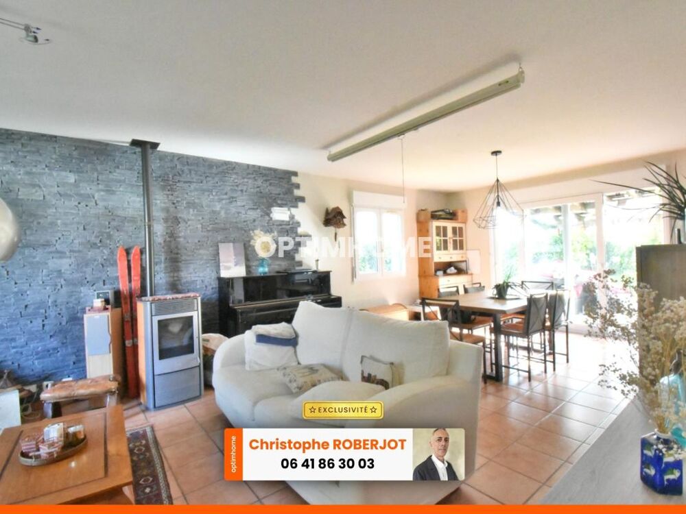 Vente Maison La quiétude aux portes de tout pour cette jolie maison de 152m2 avec 4 chambres !! Gergy