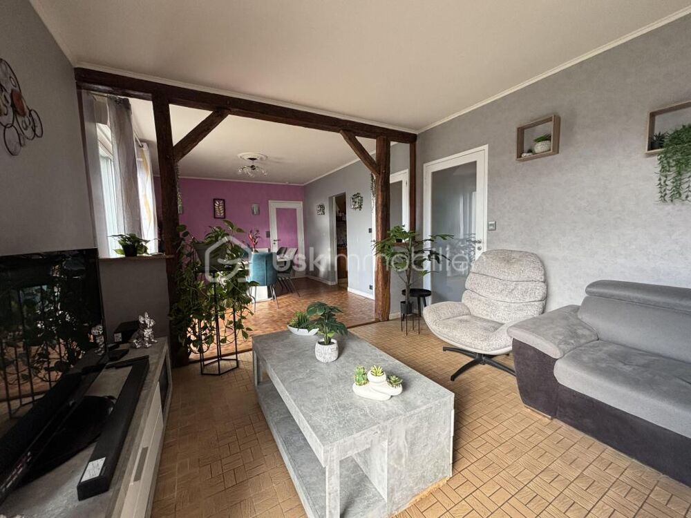 Treize-Septiers  Maison familiale avec beaux volumes et jardin exposé Sud/Ouest