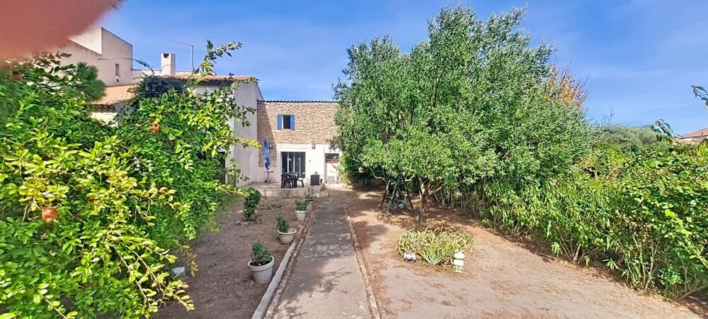 Vente Maison Doubles habitation de 105m² et 100m² + gîte 44m² et garage 97m² sur 545m² de terrain Saint genies de fontedit
