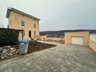  Maison � louer 7 pi�ces 130 m�