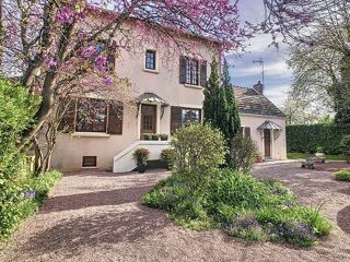  Proprit/chteau  vendre 7 pices 180 m