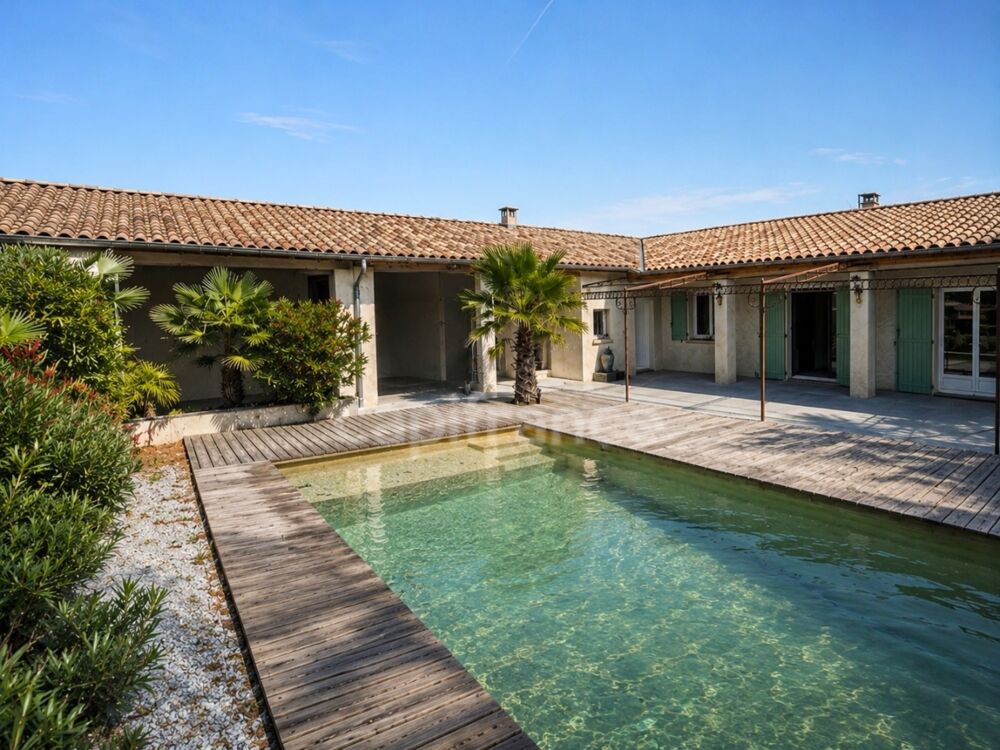 Maison à vendre de 200 m² avec piscine  Piégros-la-Clastre (26)
