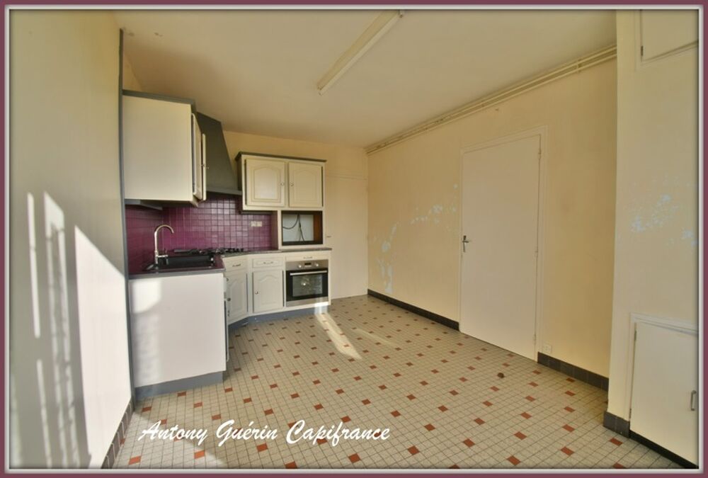 Maison familiale 5 chambres à rénover  La Gaubretière