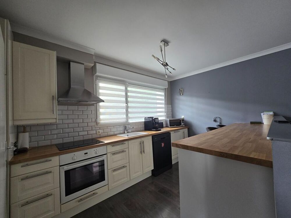 Vente Maison Maison  individuelle Wattrelos 3 chambres, garage et jardin  80 m2 Wattrelos