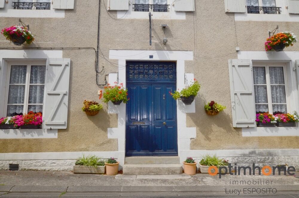 Belle maison avec 8 chambres dans un village pittoresque