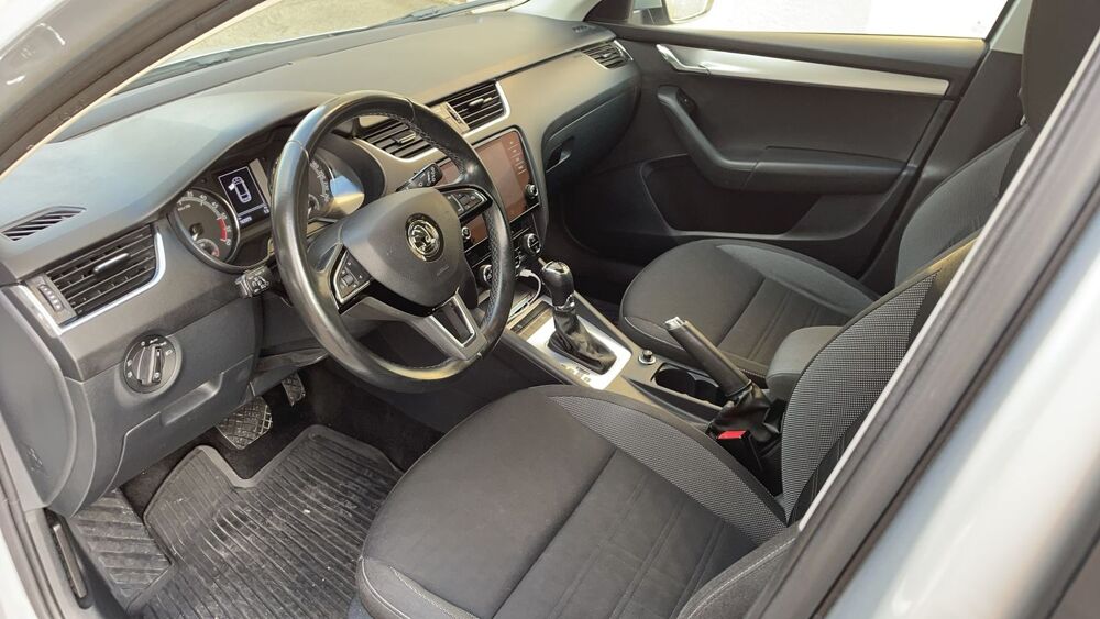 Octavia Combi 2.0 TDI 150 DSG7 Business - 5 places 2019 occasion 13001 Marseille