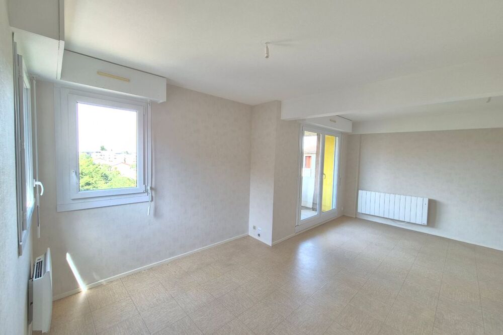 RESIDENCE "POCHET LAGAYE" - APPT 3 PIECES - LEON BLUM