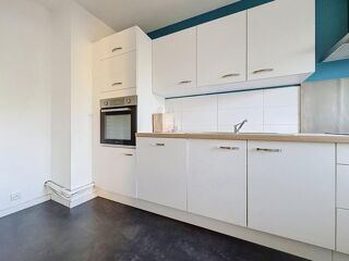  Appartement à louer 4 pièces 87 m²