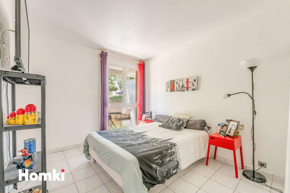 Appartement T3 de 70 m² à Marseille 13010, Chemin la Valbarelle À Saint-Marcel