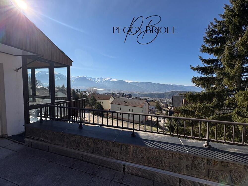 Haut de chalet , vue panoramique sur Font Romeu