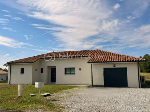   Vivre Dedans-Dehors : maison de plain-pied, baign�e de lumi�re avec vue d�gag�e sur la nature Maison - 5 pi�ce(s) - 115 m�