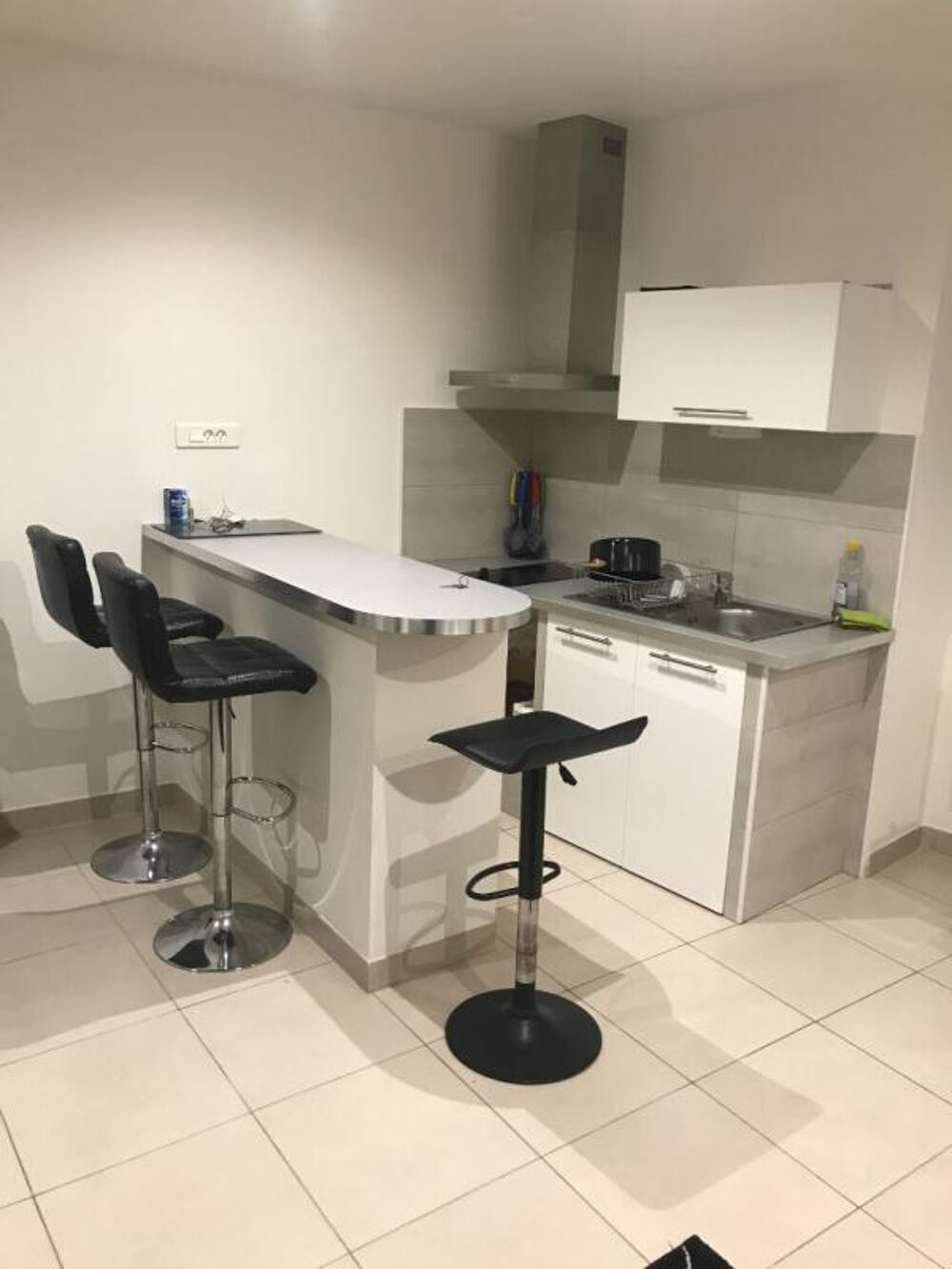 Vente Appartement Appartement T1 refait à neuf La roquebrussanne