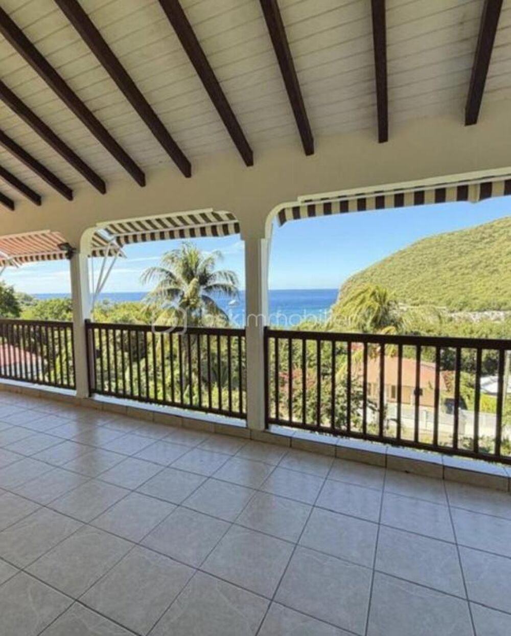 à vendre  Propriété/château Deshaies (97126)