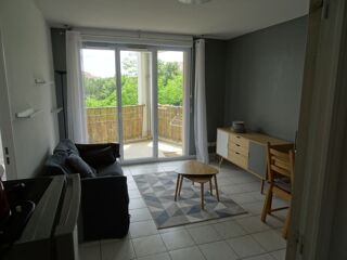  Appartement à louer 2 pièces 32 m²