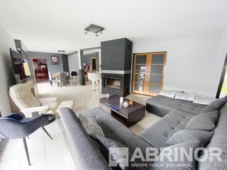  Maison � vendre 7 pi�ces 214 m�