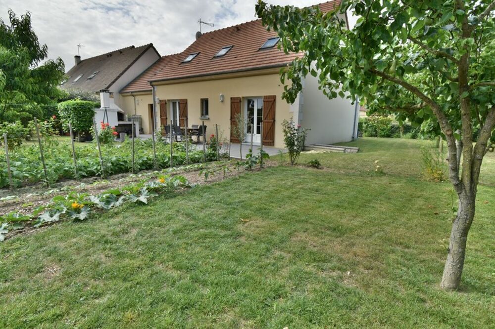 Vente Maison Maison à vendre 8 pièces LEVES (28) Leves