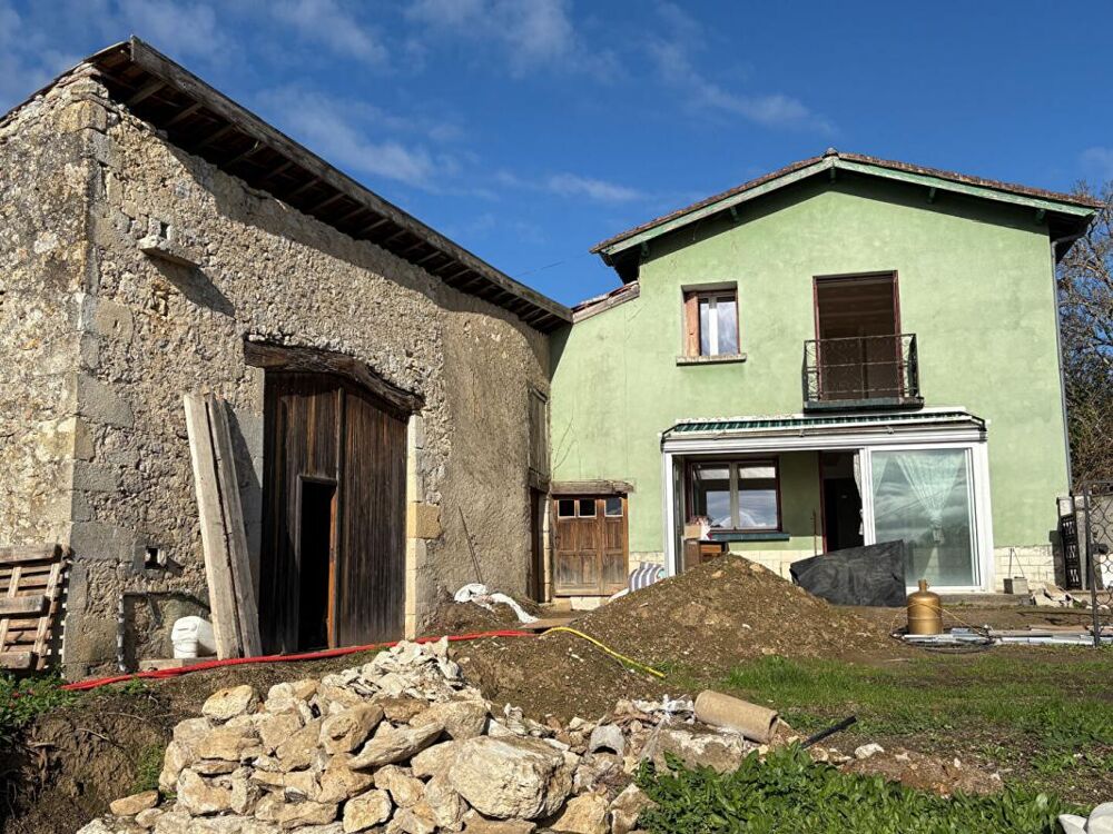 Maison à Doulezon, proche Gensac 152 m2, 4 chambres, dépendance et jardin