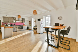  Maison à vendre 8 pièces 244 m²