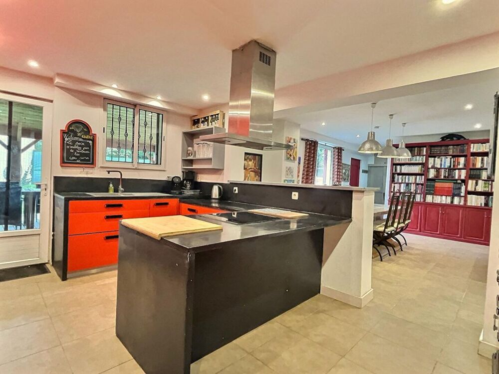 Vente Maison Maison Le Fraysse 9 pièce(s) 269 m² Le fraysse