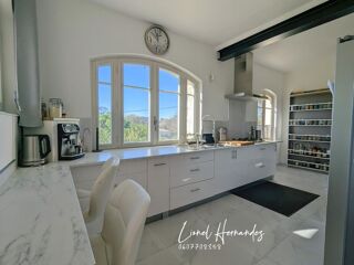  Maison � vendre 9 pi�ces 238 m�