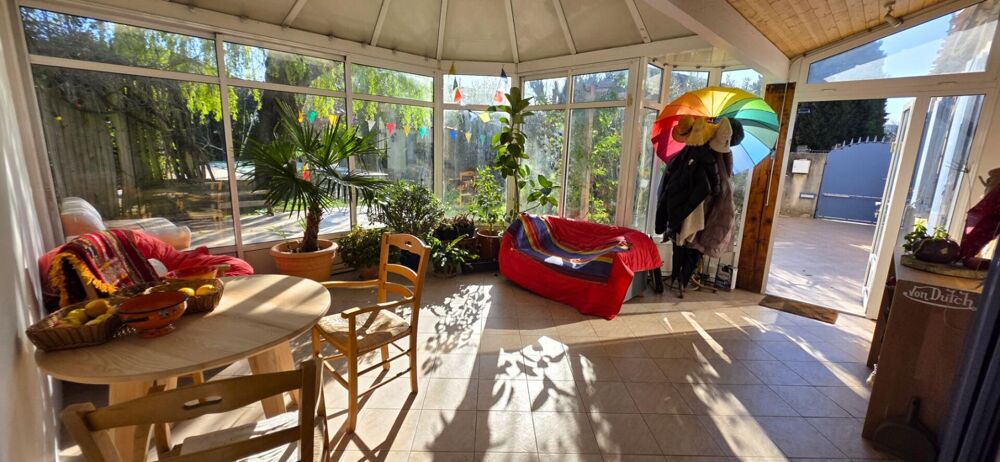 Vente Maison Montélimar - Maison familiale avec piscine à proximité du centre-ville Montelimar