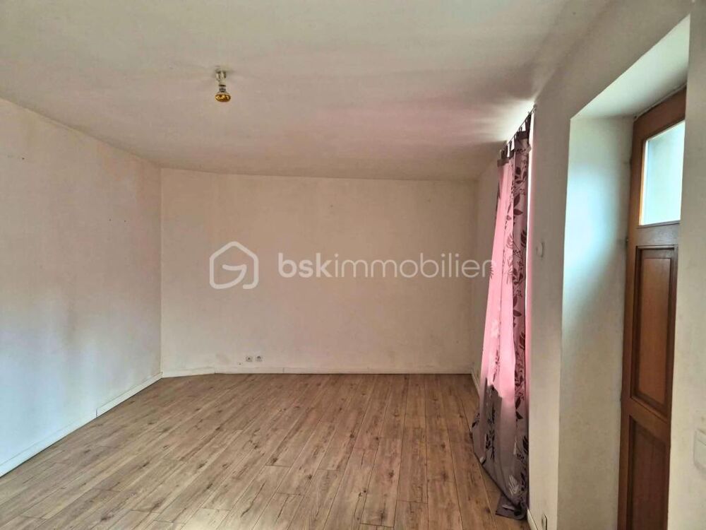 Maison 51m² Centre-ville de Oisemont  45 000 € FAI, à fort potentiel de valorisation et rendement