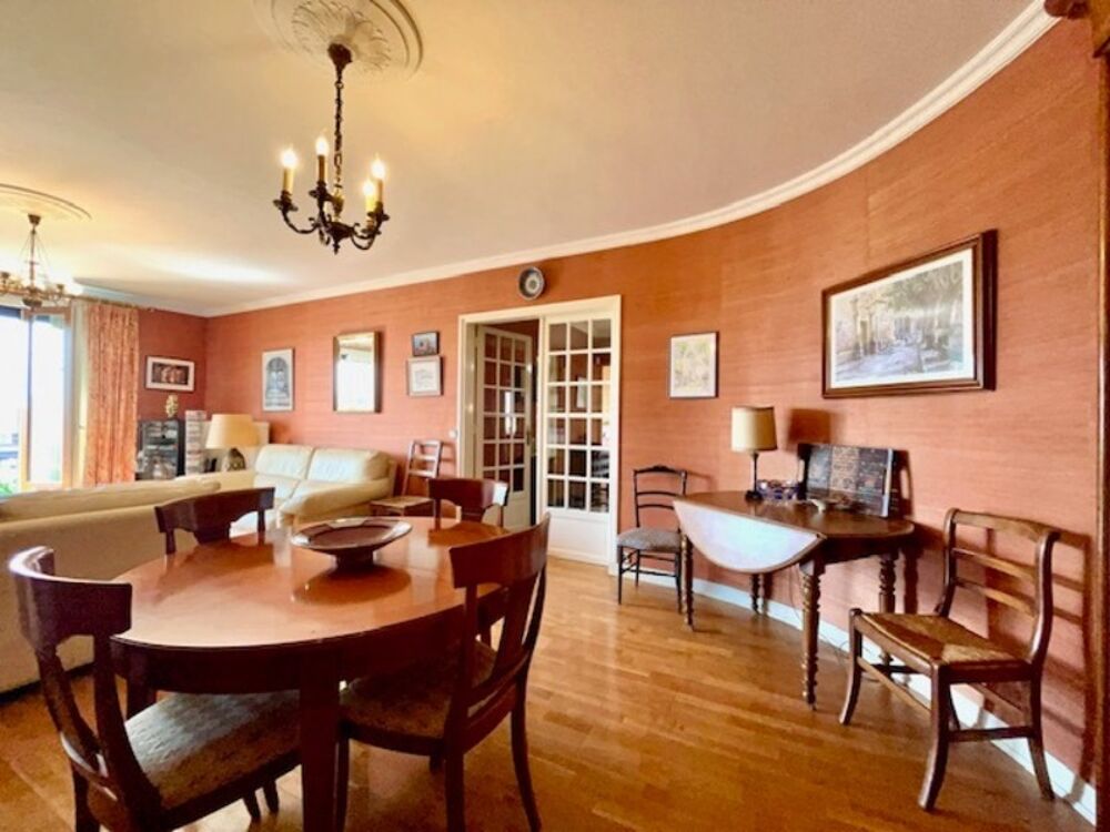 Vente Appartement GRAND APPARTEMENT DE 120m2 - 3 CHAMBRES - CAVE - BOX Savigny sur orge