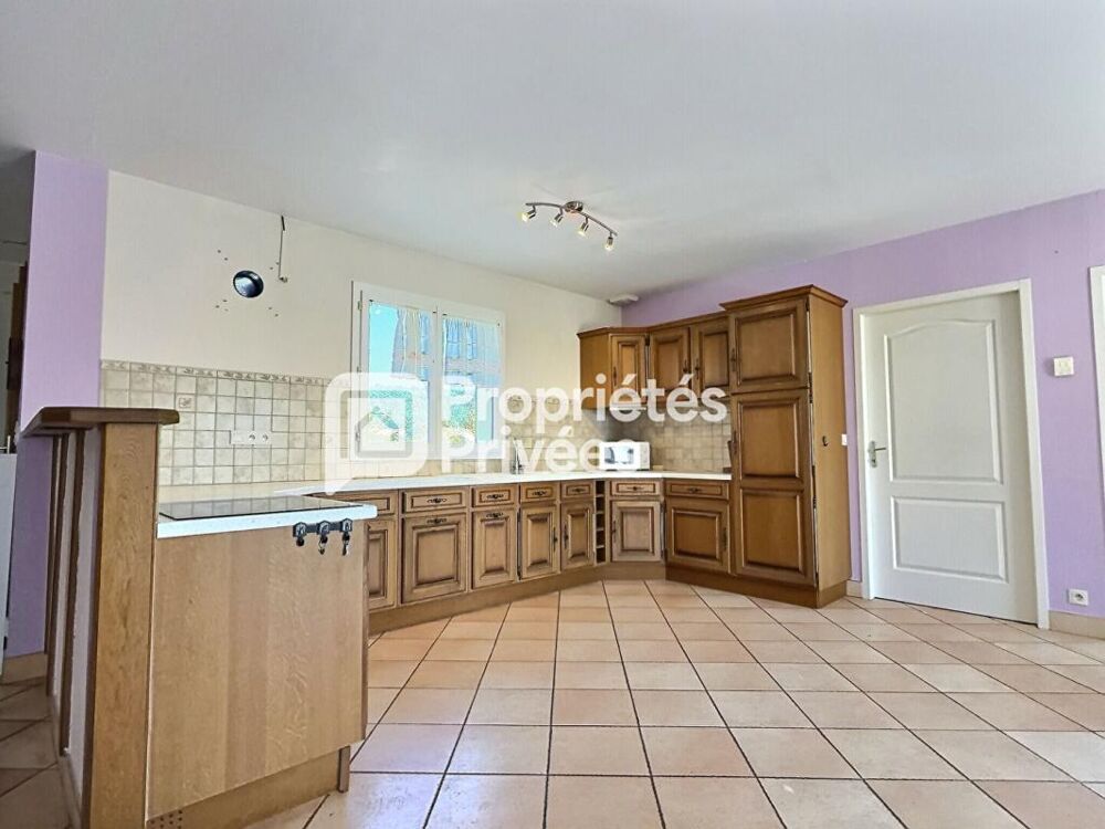 Maison T4/5 avec 3 ch., spacieux garage et abri pour camping-car au calme sur COMBERANCHE-ET-EPELUCHE (24600)