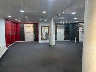  Immeuble � vendre 2 pi�ces 340 m�