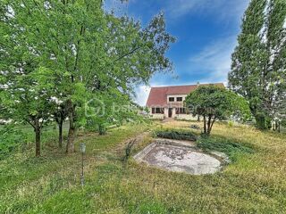  Propriété/château à vendre 7 pièces 313 m²