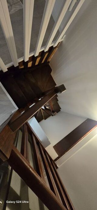  Appartement à louer 4 pièces 79 m²