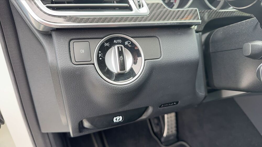 Classe E Break 63 S AMG 585 4Matic Speedshift MCT 7 - Toit ouvrant 2013 occasion 29200 Brest