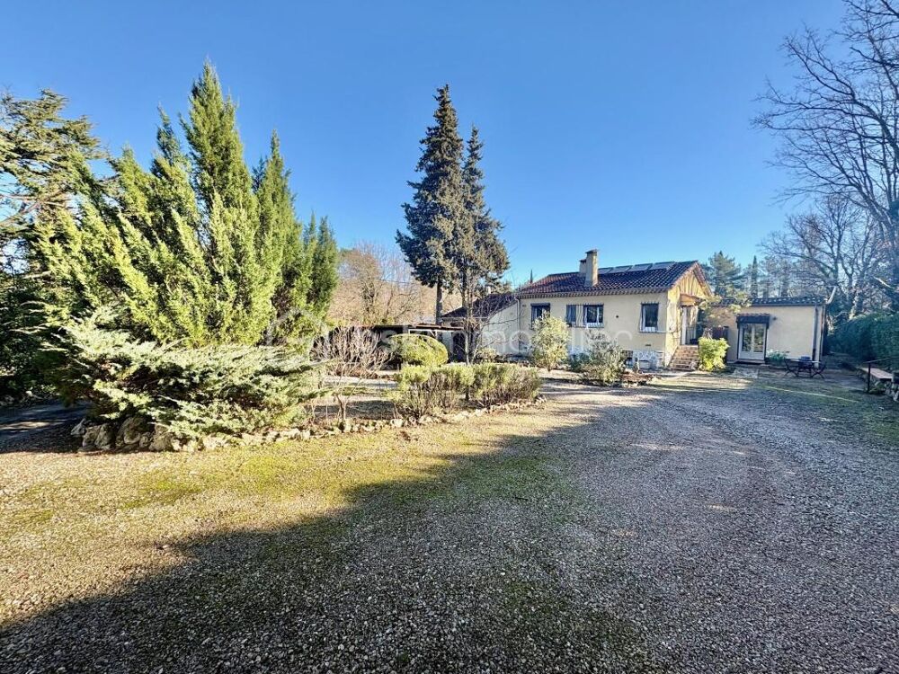 Vente Maison TOURRETTES  VENTE MAISON AVEC STUDIO, PISCINE ET GARAGE Tourrettes