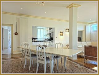  Maison  vendre 10 pices 266 m