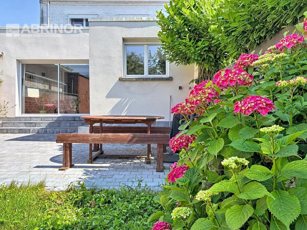 Maison 6 pièces 158 m² · à Lambersart · 158 m² · 608 500 €