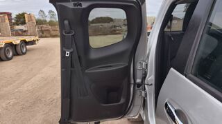 Navara 2.3 dCi 160 4X4 Tekna 2021 occasion 21540 Sombernon
