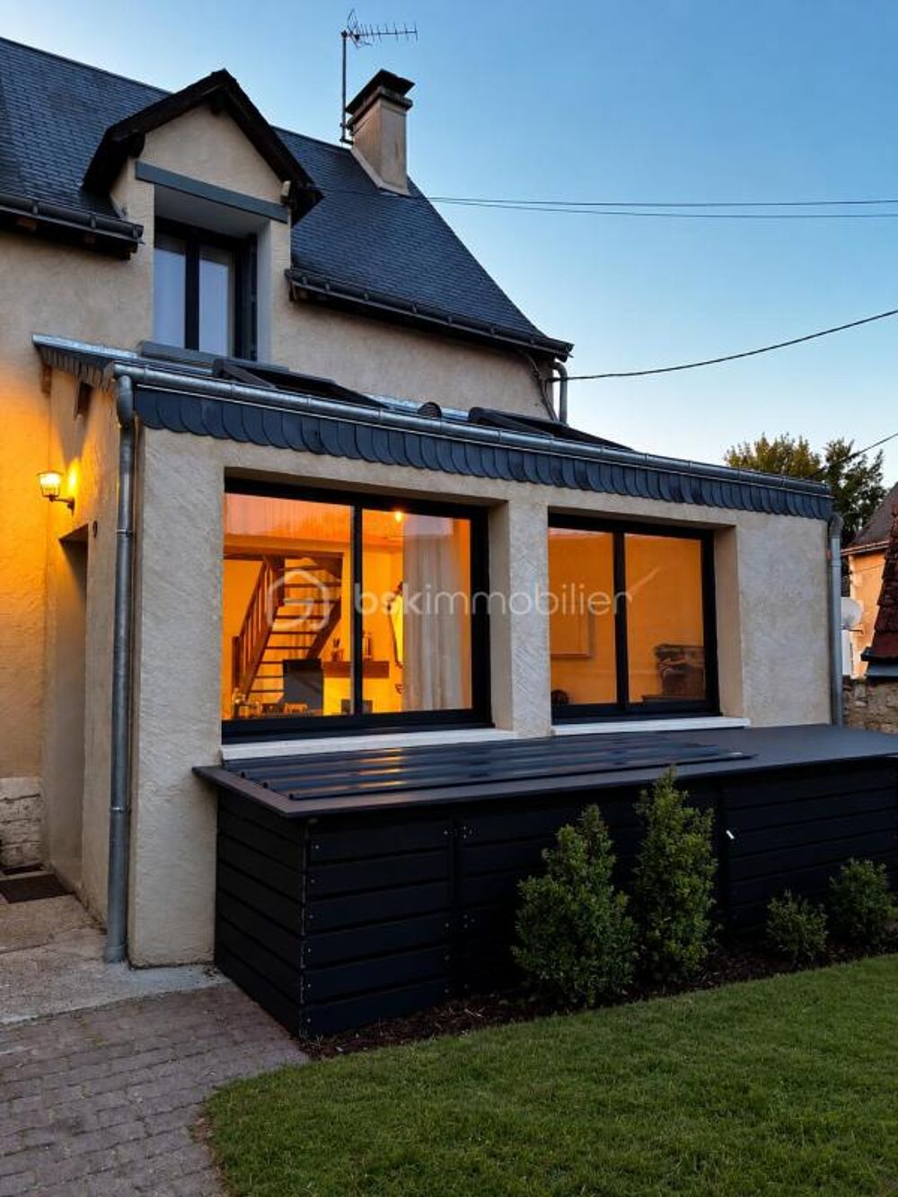 Vente Maison Maison de caractère rénovée à neuf en 2024 – Monts Monts