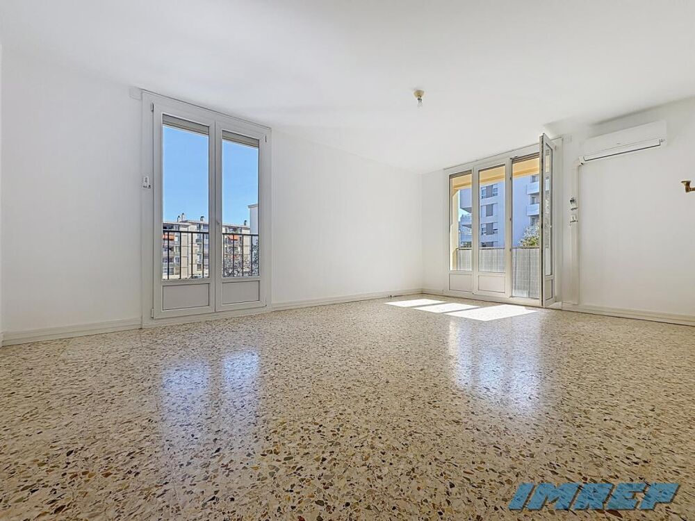 MARSEILLE 13010 ST TRONC  T3 de 71,48 m² BALCONS CAVE