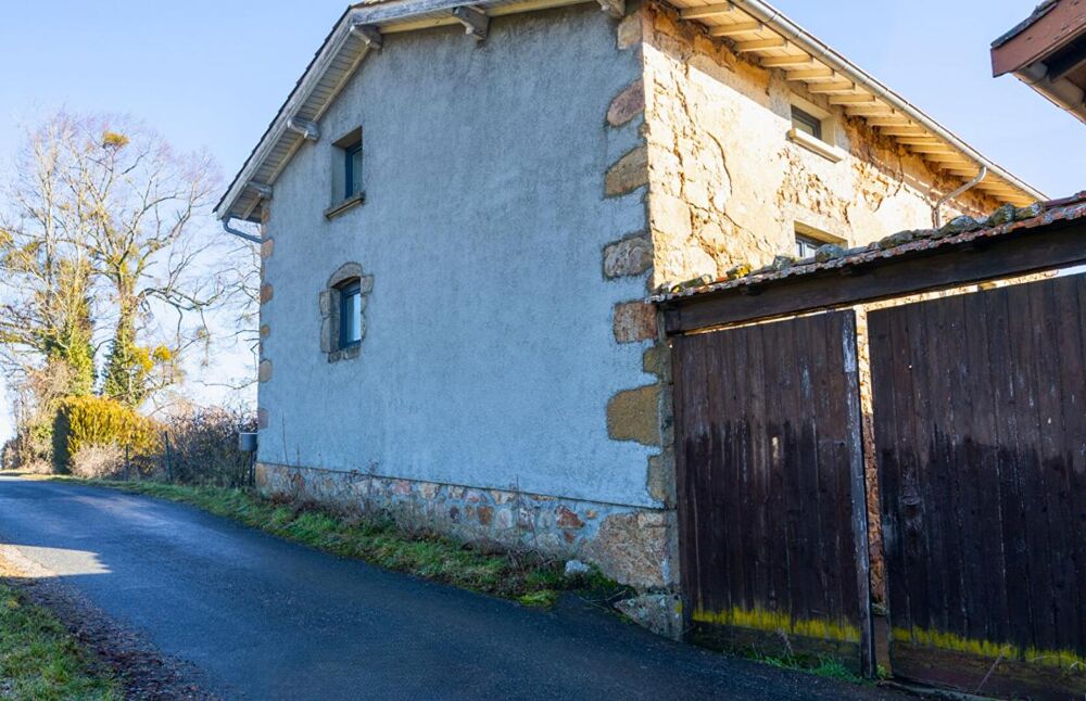 Vente Maison Corps de ferme sur 990 m² de terrain Longessaigne